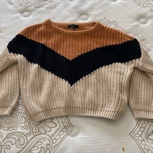 Lulu’s sweater size XS